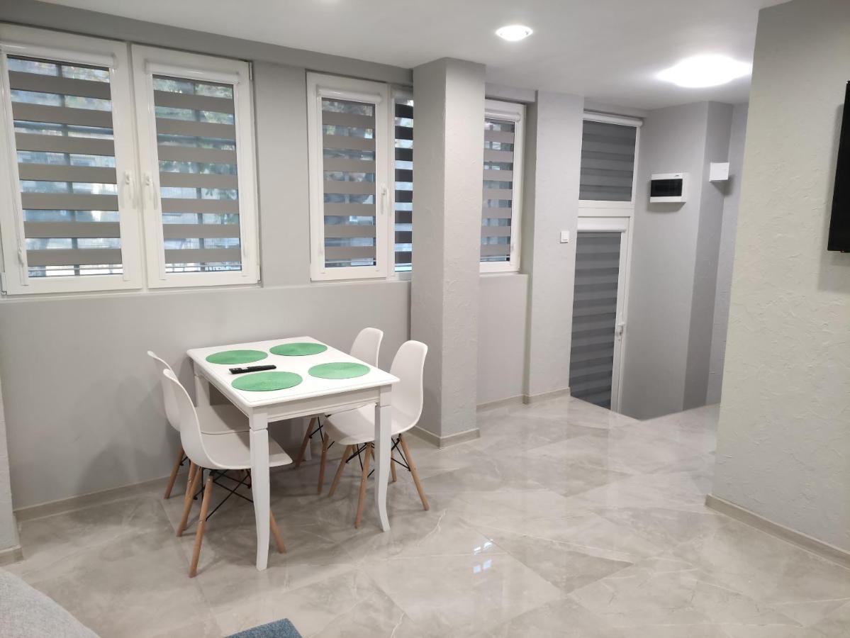 Uptown Funk Apartment Ruse Exterior photo