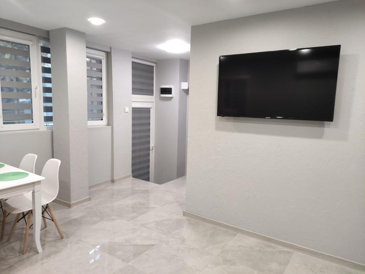 Uptown Funk Apartment Ruse Exterior photo